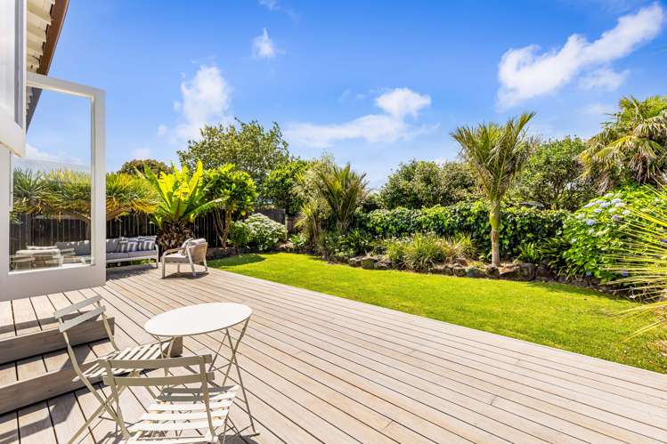 1/5 Kotuku Street Te Atatu Peninsula_9