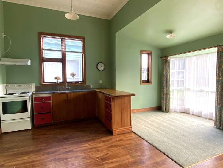 13 Murray Street Greymouth_23