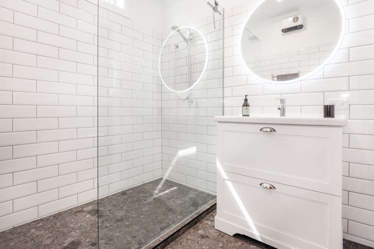 128 Frederick Street East Mayfair_6