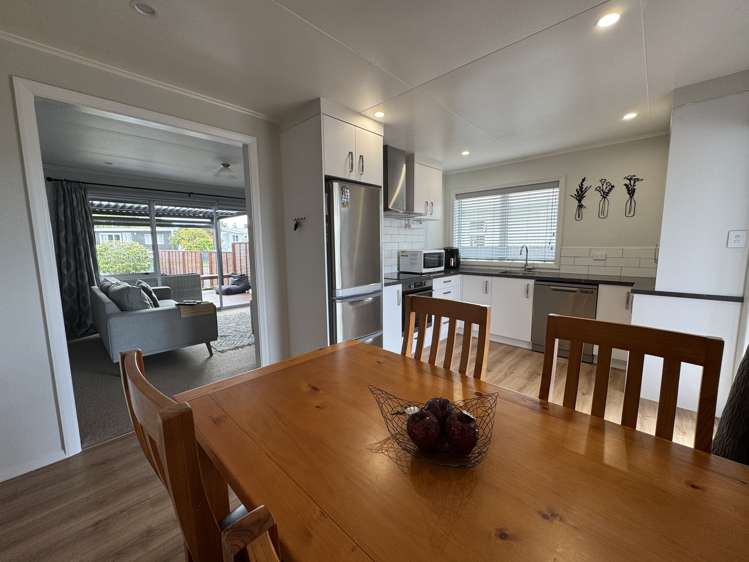 20 Jull Crescent Waipukurau and Surrounds_6