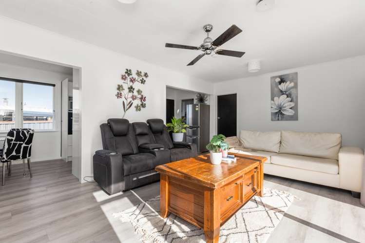 51 Coventry Avenue Tamatea_5