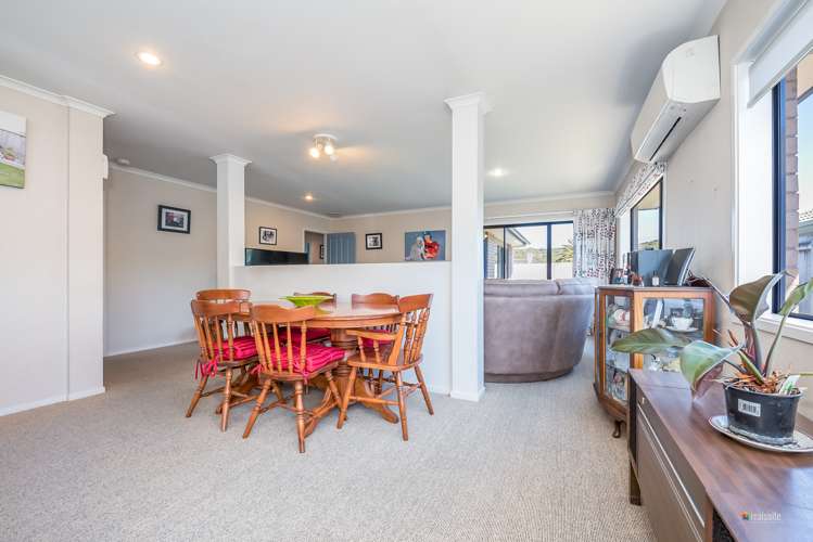 4 Fraser Colman Grove Wainuiomata_7