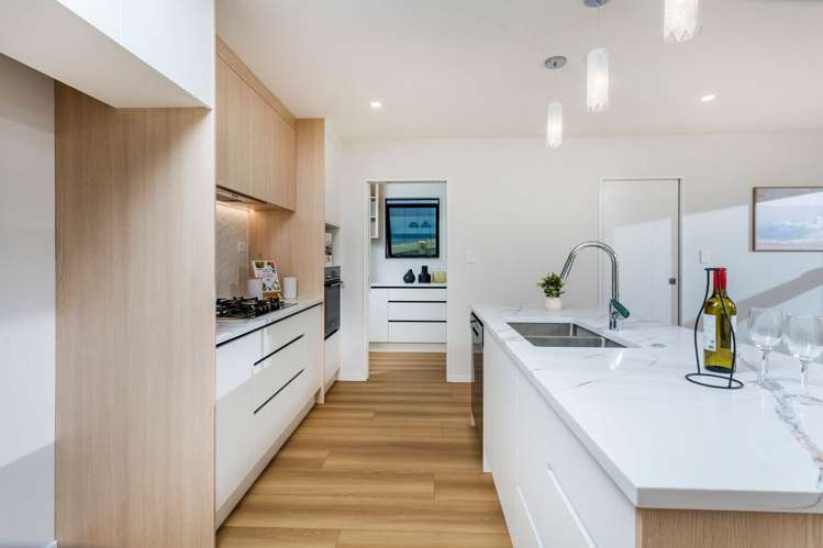 33 Pinecrest Drive Gulf Harbour_3