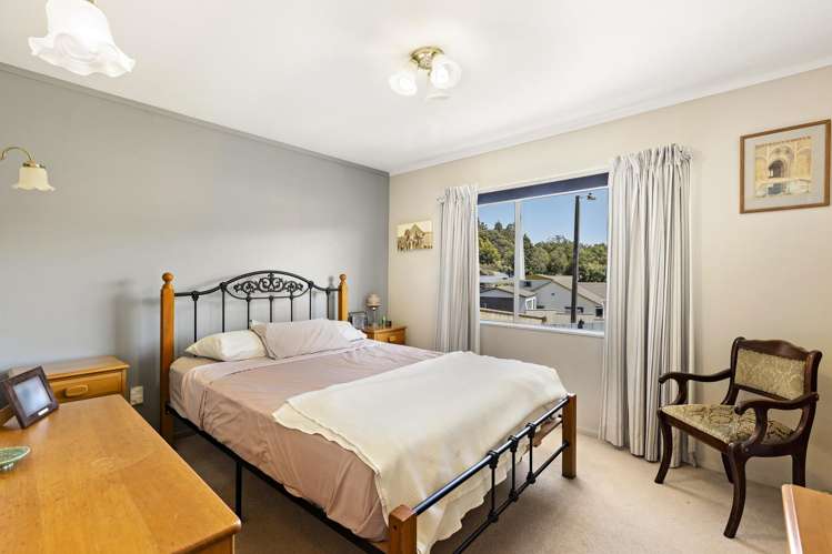 7 Takanini Grove Stokes Valley_6