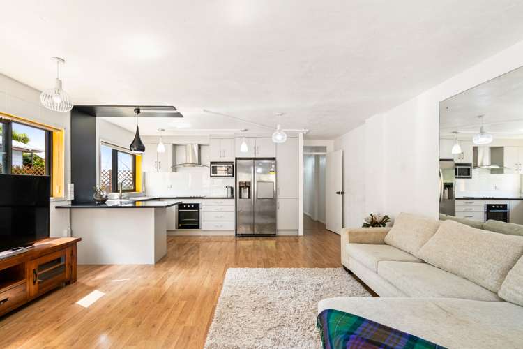 3/27 Rangatira Road Birkdale_11