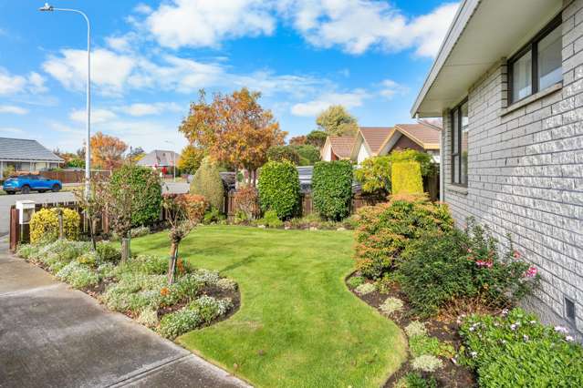 29 Wyatt Place Russley_2