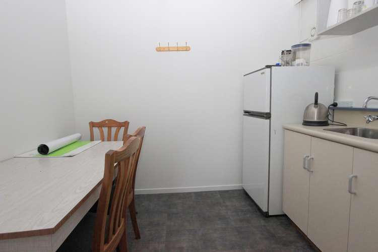 33 Purkiss Street Springlands_17