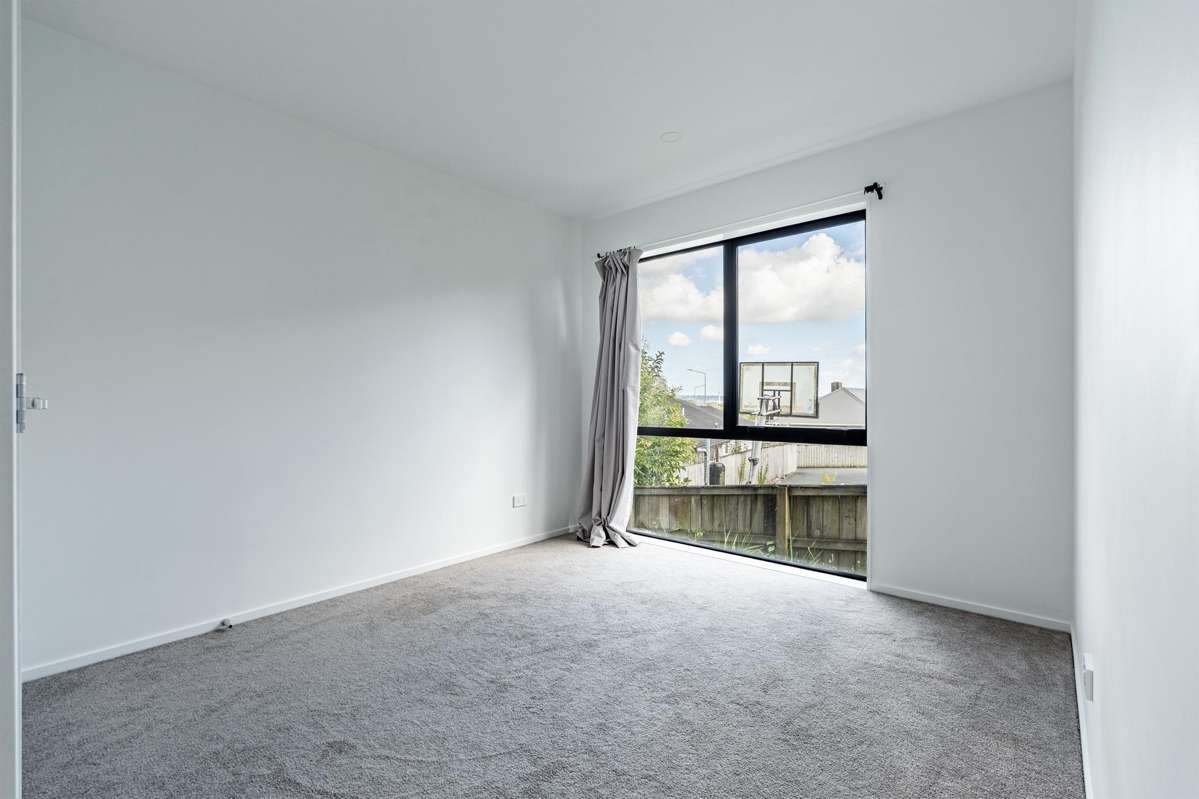 8/233 Great North Road_4