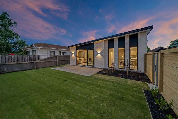 557A Cranford Street Papanui_27