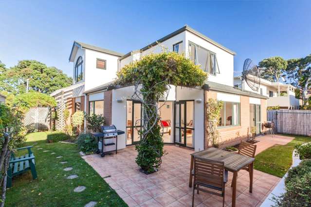 6 Devon Road Bucklands Beach_1