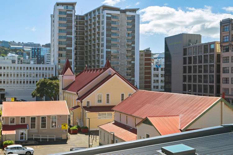 411 and 412/15 Holland Street Te Aro_14