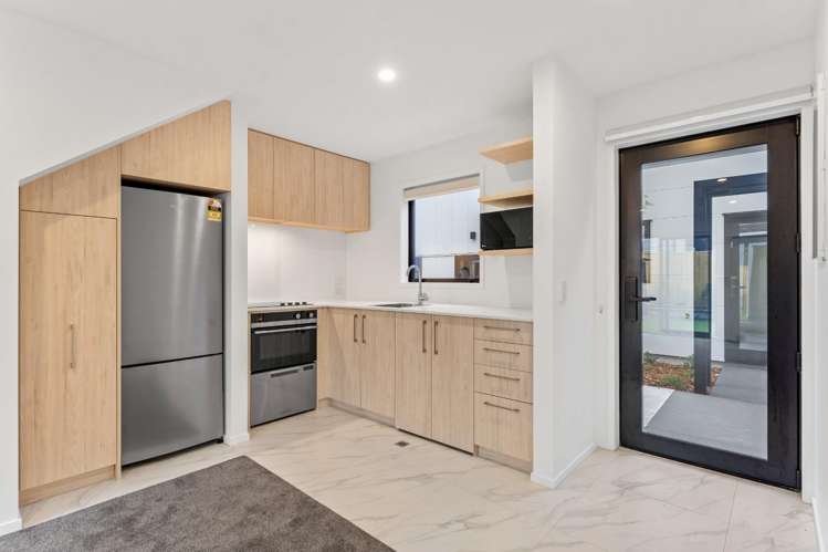  9/10 Fathom Place Te Atatū Peninsula_3