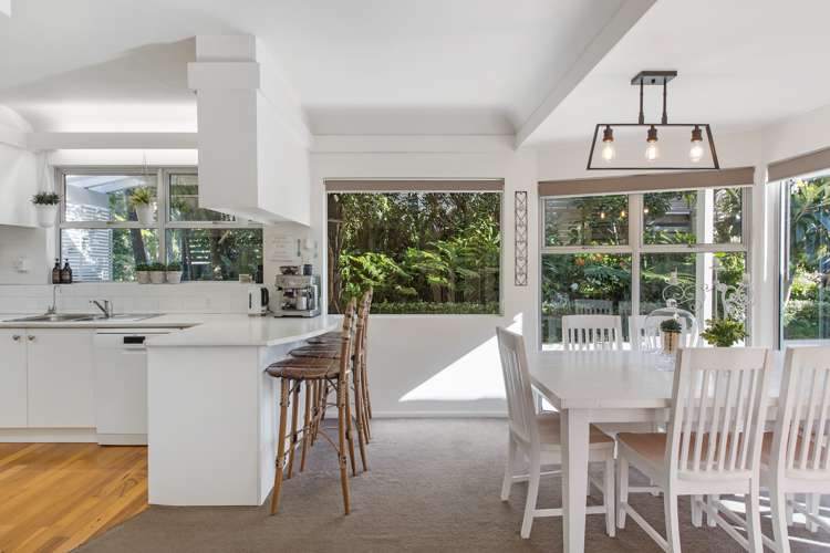 103 Beach Road Mellons Bay_6