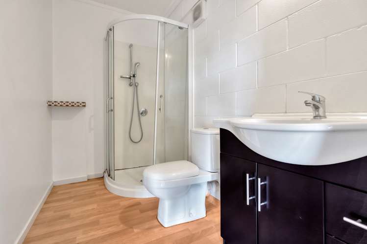 18 Tanoa Place Glendene_8