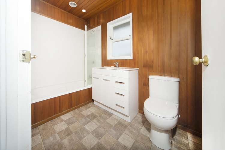 61 Waipani Road Te Atatu Peninsula_9