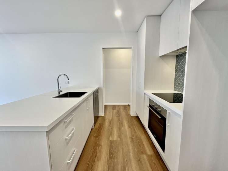 4/24 Perth Street 1522_3