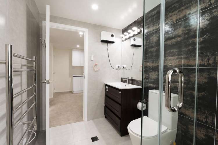 18D Pinewood Street Avondale_8