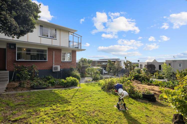 14 Huntsbury Avenue Huntsbury_24