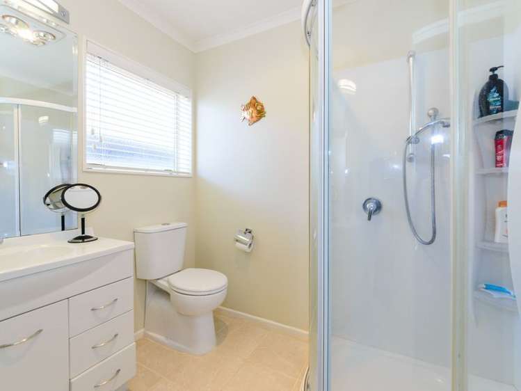 18 Fernlea Avenue Kelvin Grove_13