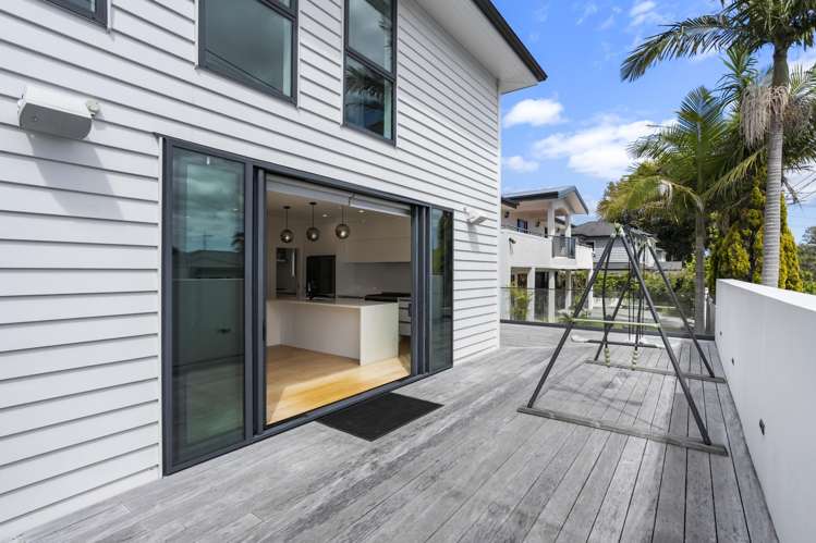 92A Flanshaw Street Te Atatu South_23