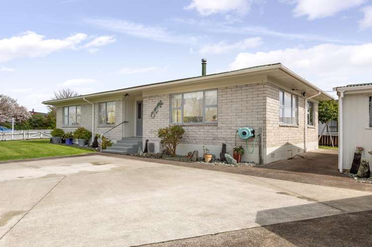 49 Norwood Road Paeroa_16