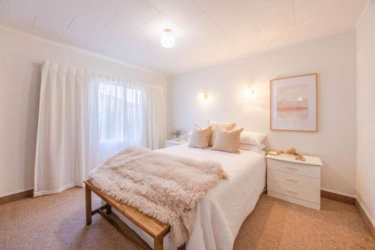 2/6 King Street Taradale_7