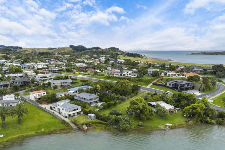 46 Wainui Road Raglan_30