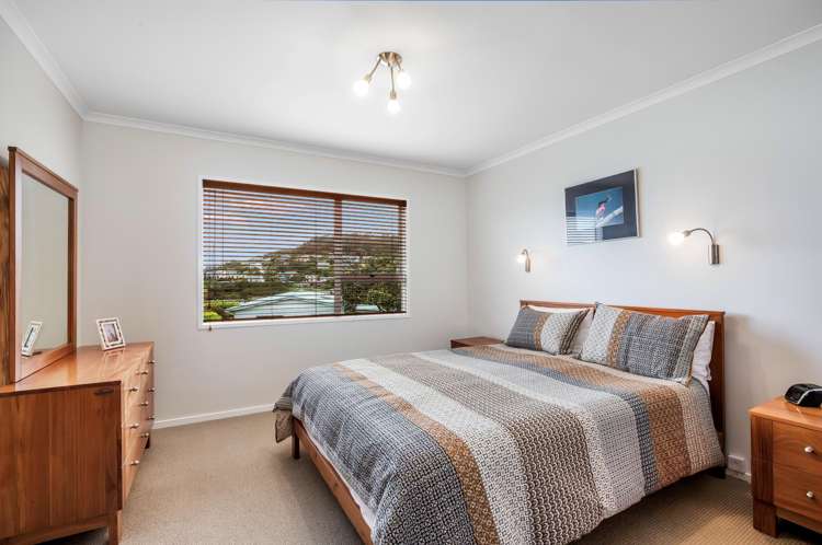 129 Kahu Road Paremata_17