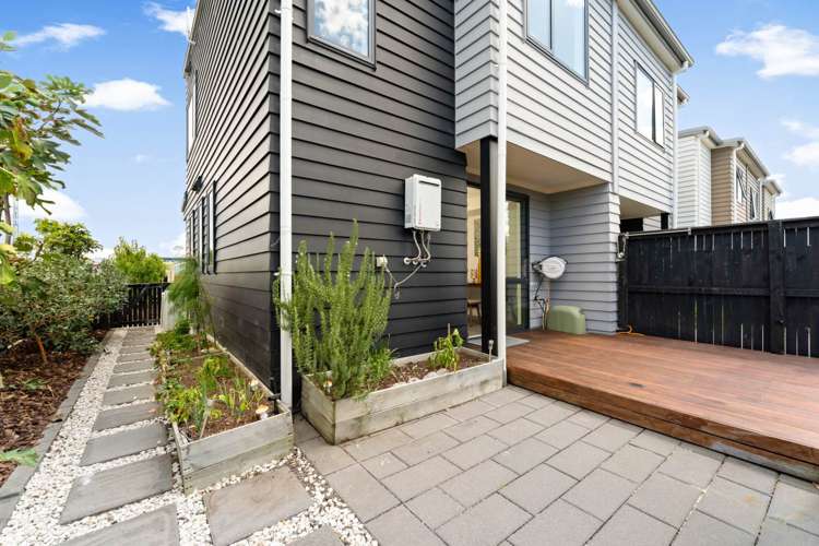 154 Squadron Drive Hobsonville_11