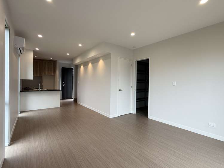 5/21 Akoranga Drive Northcote_7