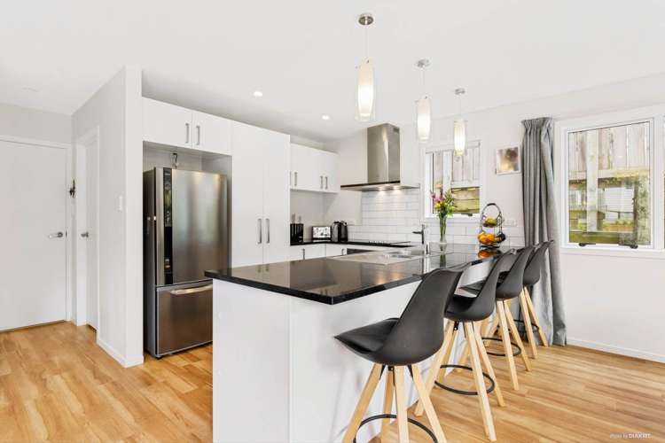 57 Maylee Crescent Gulf Harbour_3