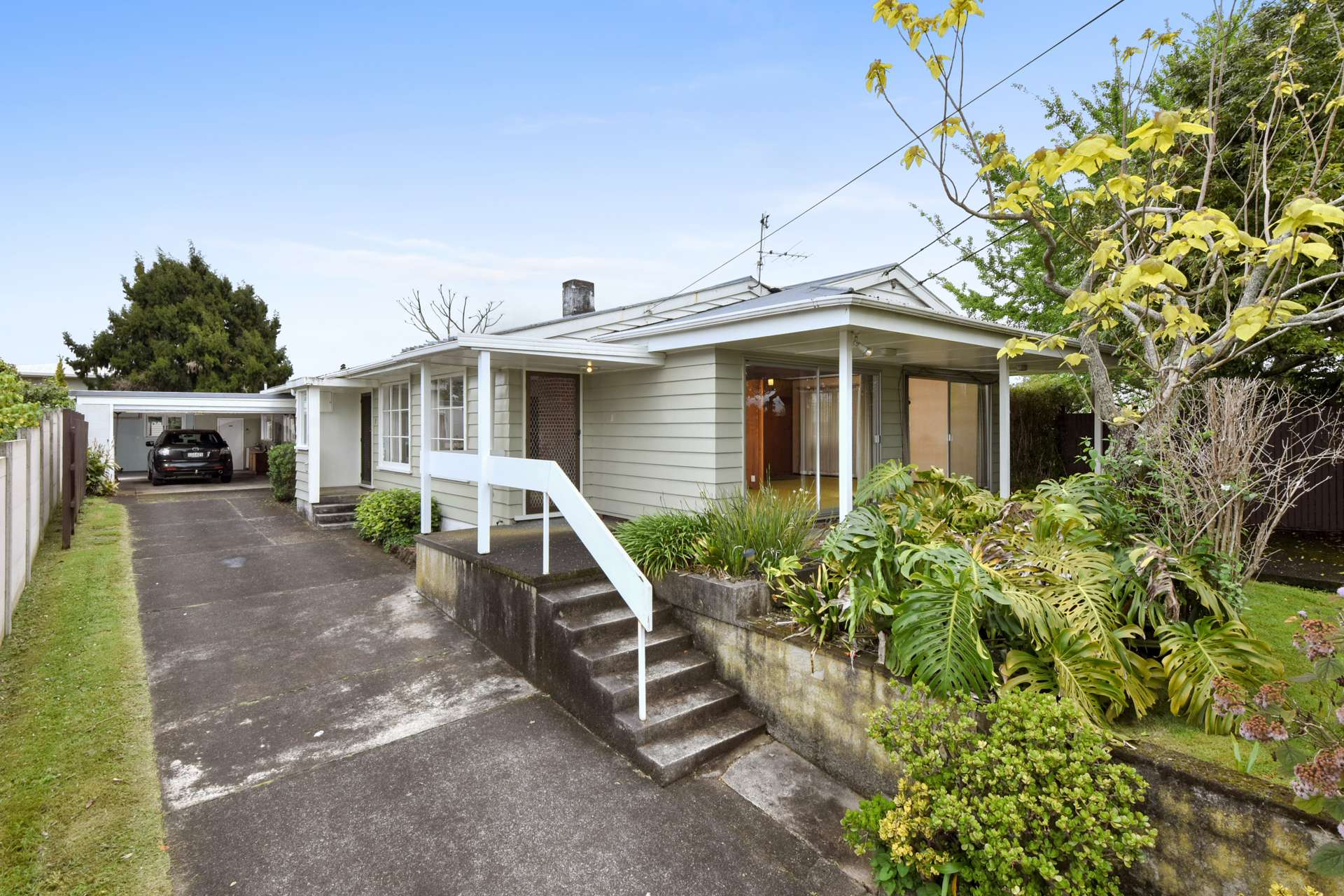 8 Caughey Place Mount Albert_0