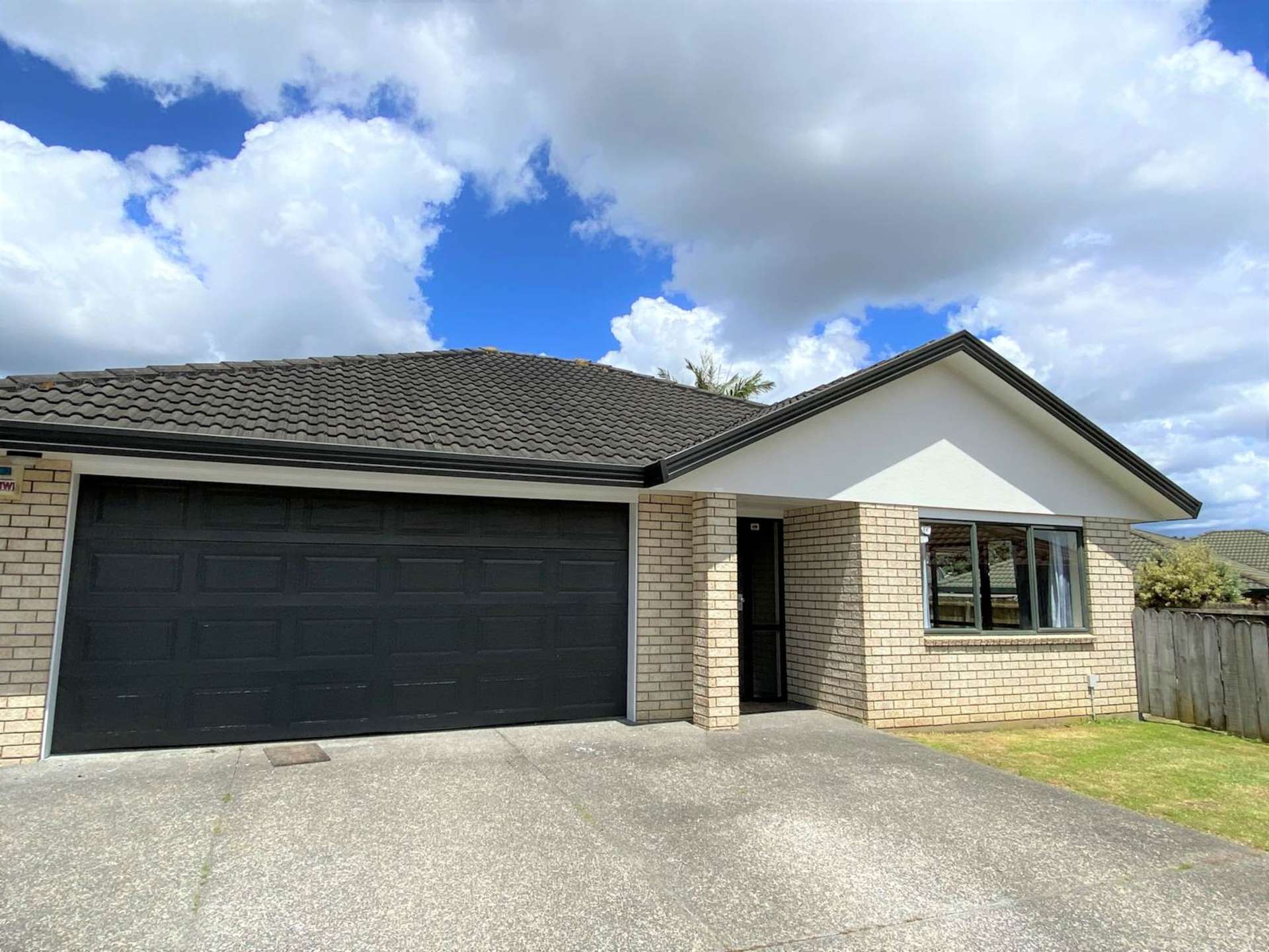 7 Newinn Crescent East Tamaki Heights_0