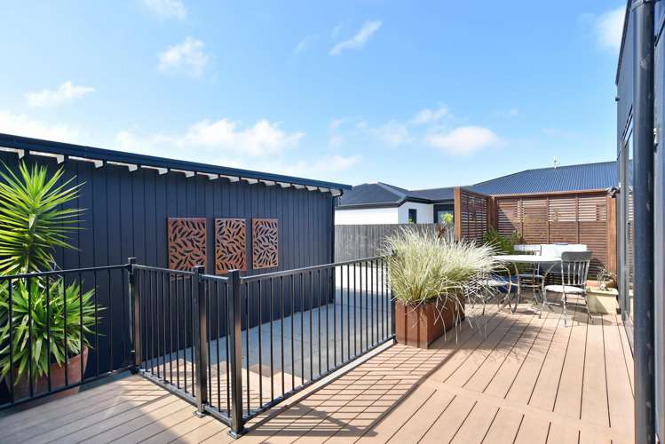 102 Hills Road Edgeware_12