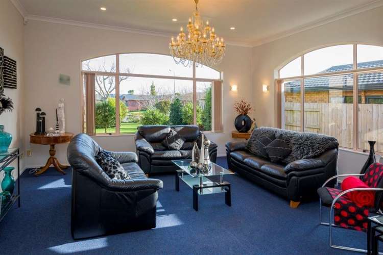 7 Lynch Grove Levin_10