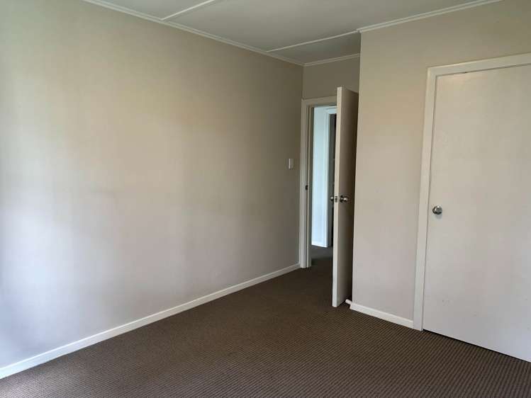 4/331 Royal Road Massey_8