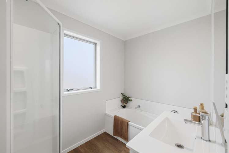 14 Gabriela Close Pyes Pa_16