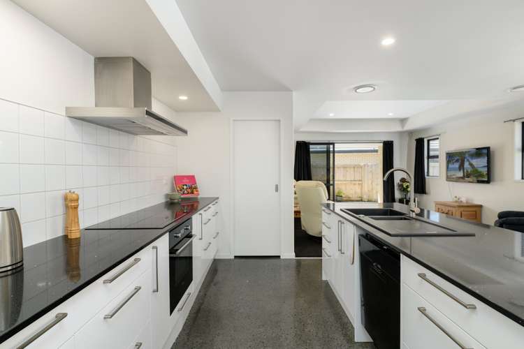 9 Kahuparere Crescent Pyes Pa_2