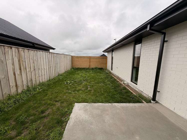12 Vercoe Street Elgin_3