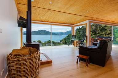 2793 Queen Charlotte Drive, Whenuanui Bay_2