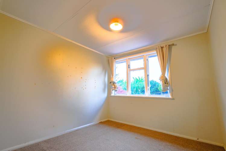 15 Odette Street_5