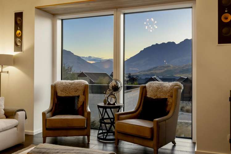 31 Falconer Rise Jacks Point_27