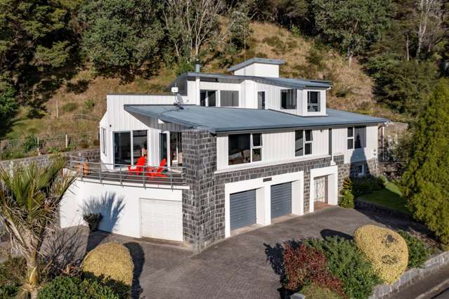 6 Whatipu Road Huia_1