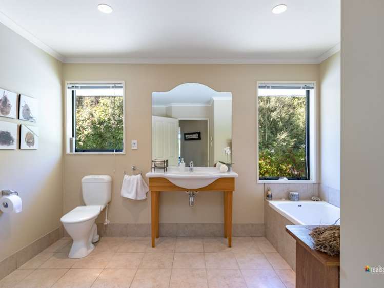 227b Whitemans Valley Road Whitemans Valley_19