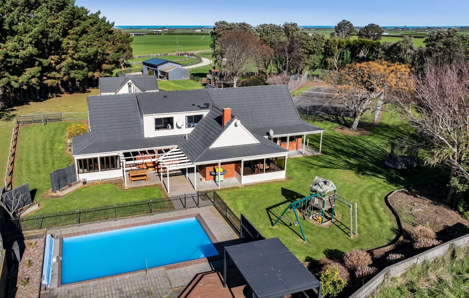 1306 Normanby Road Manaia_0
