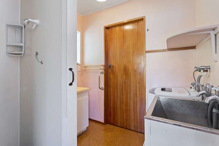 46 Moody Street Gore Bay_11