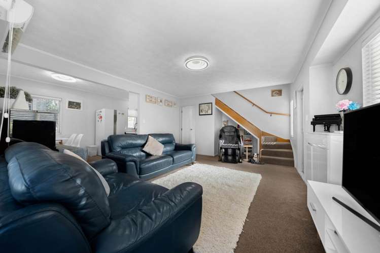 2/116 Bradbury Road Highland Park_5