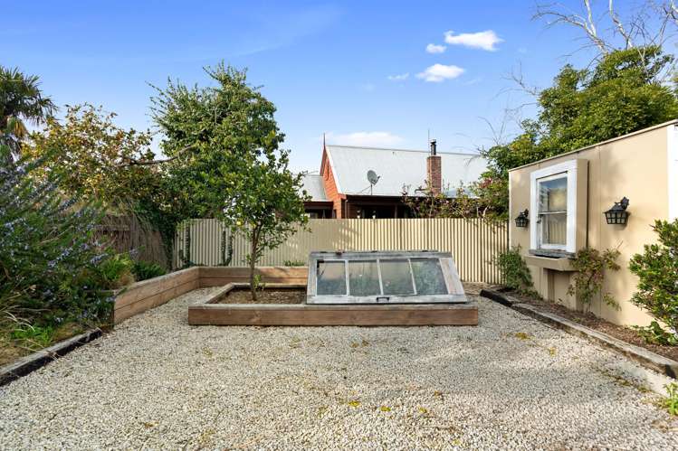 2 Totara Street Lansdowne_9