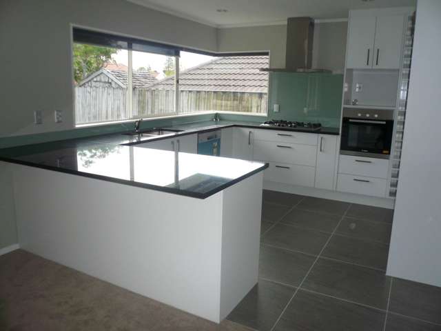7 Bampton Rise Northpark_1