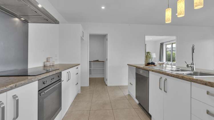 16 Winfield Drive Wigram_9